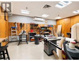 5250 LAKESHORE Road UnitNo. 602 - 44