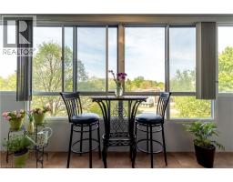 250 GLENRIDGE Drive UnitNo. 401 - 11