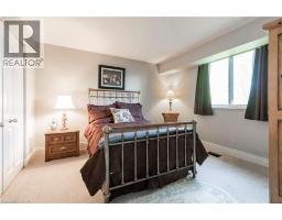 250 GLENRIDGE Drive UnitNo. 401 - 25