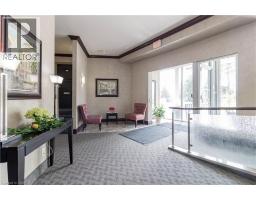 250 GLENRIDGE Drive UnitNo. 401 - 40
