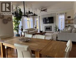 211 TOLLGATE Drive - 12