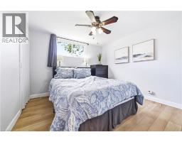 546 MOHAWK Road E - 11