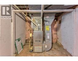 22 HERLAN Avenue - 25