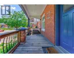 22 HERLAN Avenue - 6
