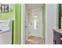 22 HERLAN Avenue - 8