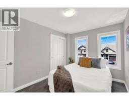 9338 WHITE OAK Avenue - 19