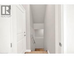 9338 WHITE OAK Avenue - 35