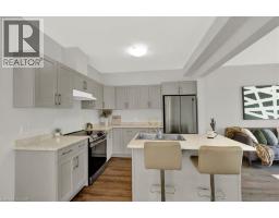 9338 WHITE OAK Avenue - 8