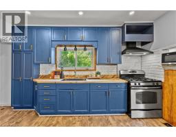 10 MONCK Street - 19