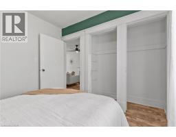 10 MONCK Street - 22