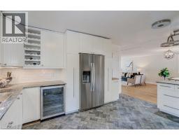 27 BLOOMSBURY Court - 12
