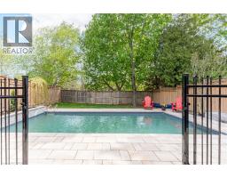 27 BLOOMSBURY Court - 39