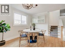 27 BLOOMSBURY Court - 7