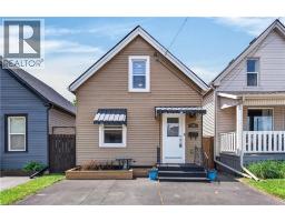 69 ROBINS Avenue - 1