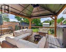 69 ROBINS Avenue - 34