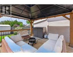69 ROBINS Avenue - 35