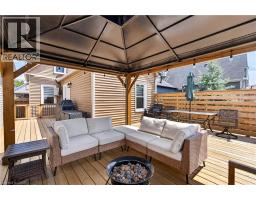 69 ROBINS Avenue - 37
