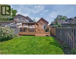 69 ROBINS Avenue - 39