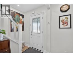 69 ROBINS Avenue - 5
