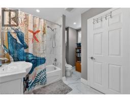 219 HESS Street S - 22
