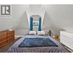 219 HESS Street S - 27