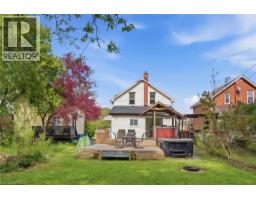 572 DOWNIE Street - 37