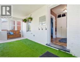 572 DOWNIE Street - 4