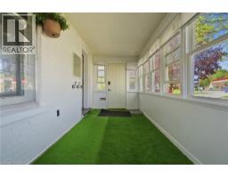 572 DOWNIE Street - 5