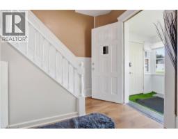 572 DOWNIE Street - 6