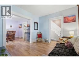 572 DOWNIE Street - 9