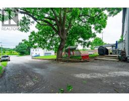 154-156 FREELTON Road - 13