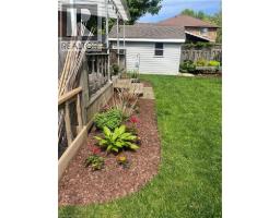 153 MEADOWBROOK Drive - 35