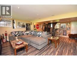 18 DENNIS Avenue - 13