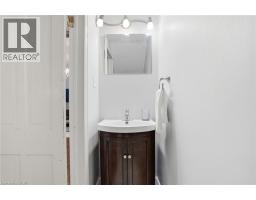 101 VICTORIA Avenue S - 22