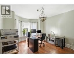 101 VICTORIA Avenue S - 28