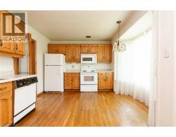 2048 ELMHURST Avenue - 15