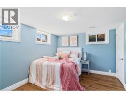 2 WESTMOUNT Road - 34