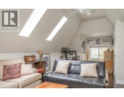 481 DUNDURN Street S - 38