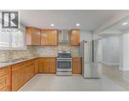 80 LOWER CANADA Crescent - 11