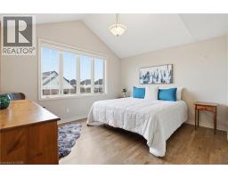 56 MCCAFFERY Crescent - 24