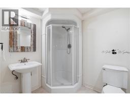 56 MCCAFFERY Crescent - 42