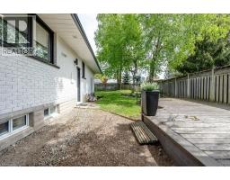 22 CHARLOTTE Crescent - 30