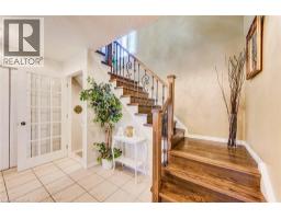 913 COPPER LEAF Crescent - 17