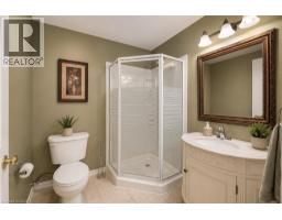 913 COPPER LEAF Crescent - 32