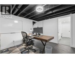 6 MCCAMMON Street - 30