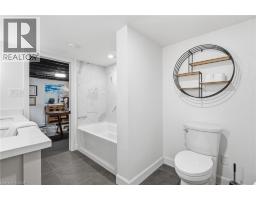 6 MCCAMMON Street - 32