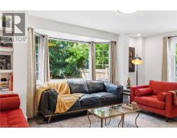 8 TOLHURST Avenue - 12