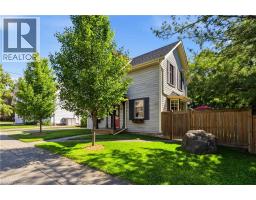 8 TOLHURST Avenue - 3