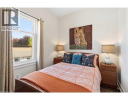 8 TOLHURST Avenue - 34