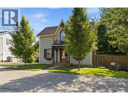 8 TOLHURST Avenue - 4